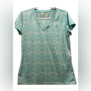 Ariat Tek Women’s Large short sleeve v-neck light blue & white polyester top